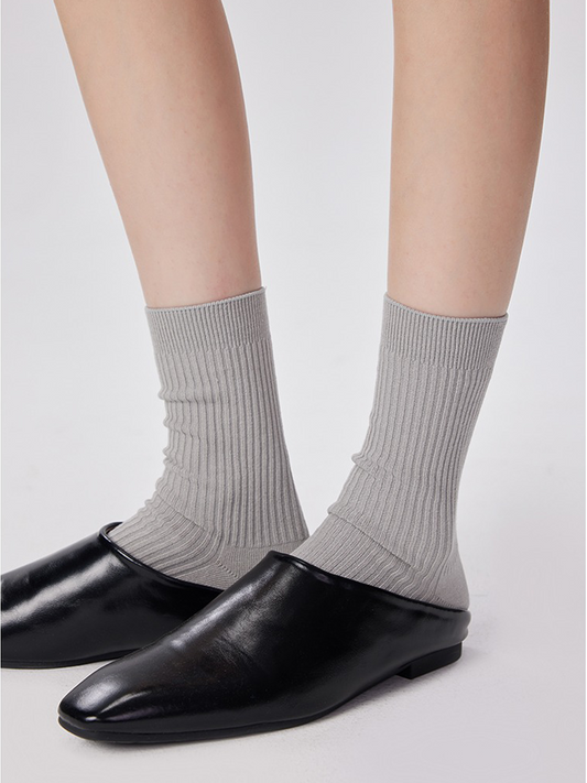 Athletic Aesthetic Women‘s Socks Stripe Knit Neutral Mid-Length Light